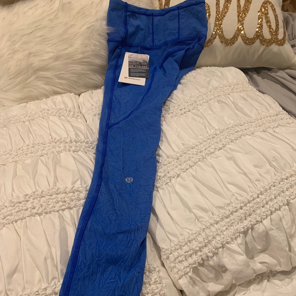 NWT Lululemon Fast and Free 25” Size 2 leggings!